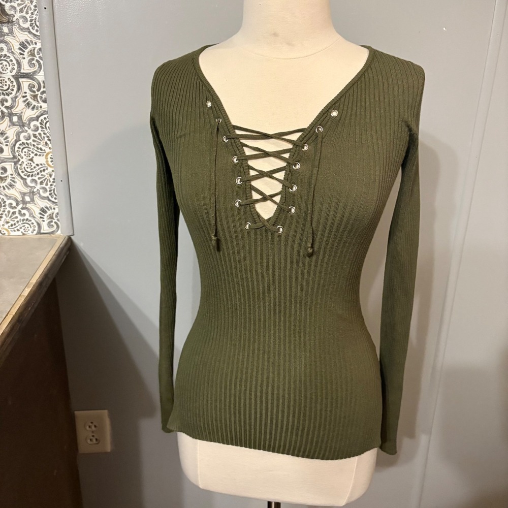 Derek Heart Olive Green Long Sleeve Front Tie Stretchy Shirt (Junior's Large)